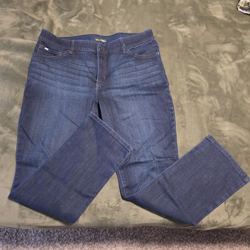 Lee Women's Indigo Straight Leg Pants